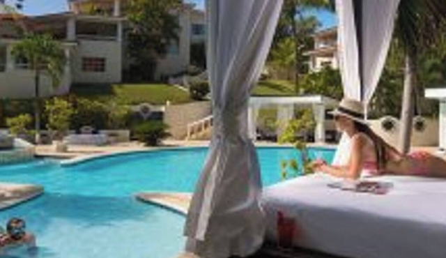 Lifestyle Holidays Vacation Resort - Penthouse (Crown Suite)