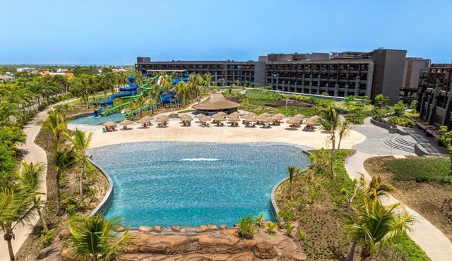 Lopesan Splash Cove Resort, Spa & Casino in Punta Cana
