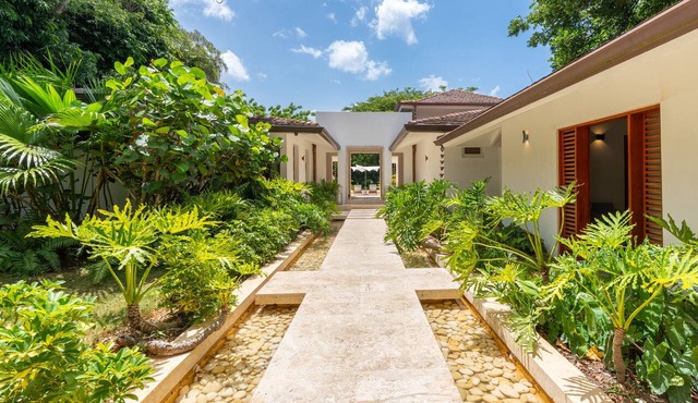 Los Lagos 71 Luxurious Villa Walking Distance to Minitas Beach Casa de Campo in La Romana