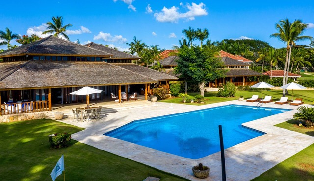 Luxurious Ocean Front Property-Includes Chef in La Romana