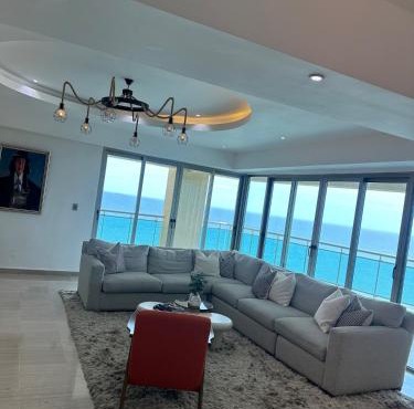Luxury Apartment with Ocean and City Views, Malecón, Santo Domingo