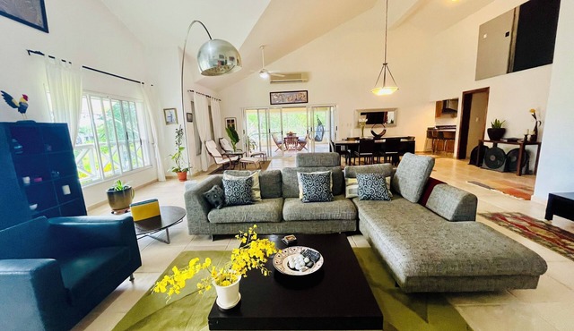 Luxury Penthouse with stunning terraces overlooking the golf course, sandy beach in Juan Dolio