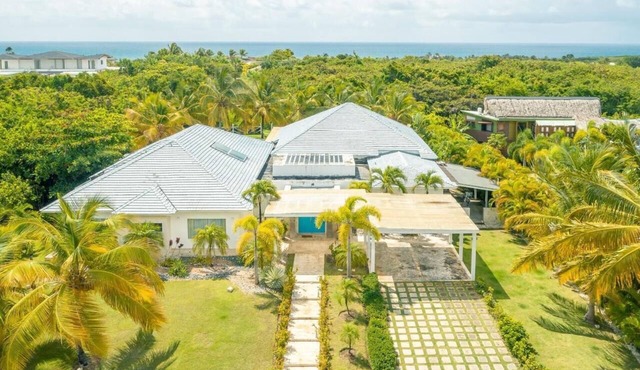 Luxury Villa in Cap Cana, Golf & Beach