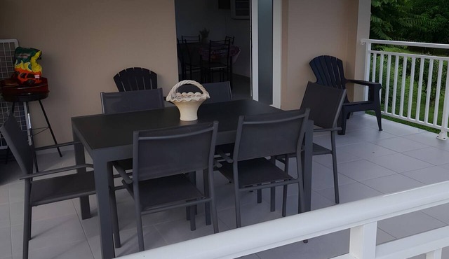 Maison Campagne Coquelicots: Mountain View, Private Terrace & Wi-Fi in Le Lamentin