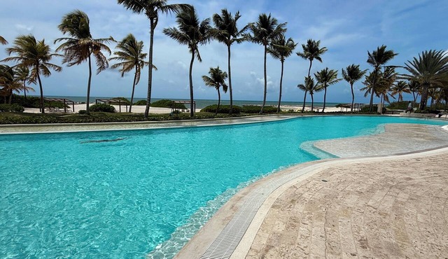 Marina View Retreat, 3 BR, Terrace Pools, beach in Punta Cana