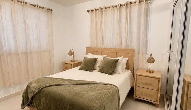 Modern 2BR Apartment with Balcony & AC in Santiago in Los Rieles de Gurabo
