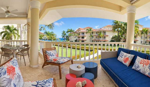 Ocean View Retreat Steps to Private Beach Free Weekly Maid Service in Sosúa