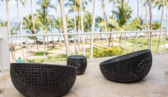 Oceanfront Penthouse: Playa Coson