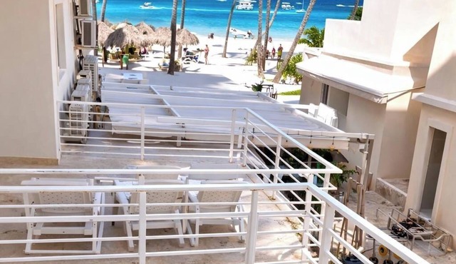 Oceanview 2BR + Beachfront Balcony + Sea & Sunset in Punta Cana