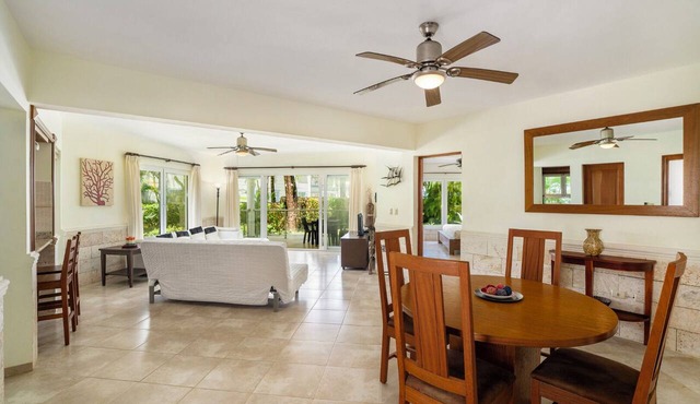 Peaceful 1BR Condo with Oceanfront Infinity Pool