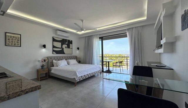 Penthouse 1-bed apartment with AC, Strong-WiFi, 24/7 GYM, Pool in vibrant Sosúa in Sosúa