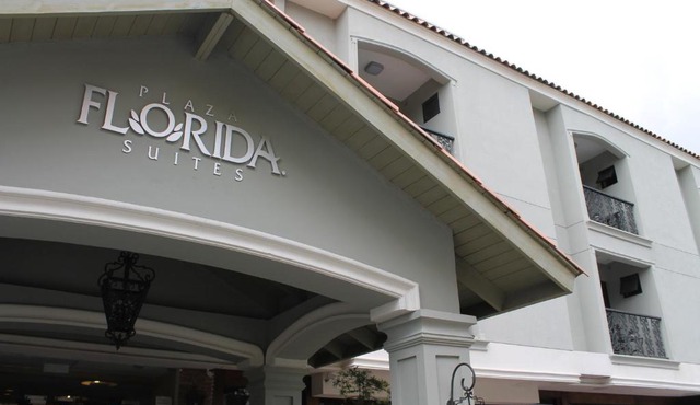 Plaza Florida Suites