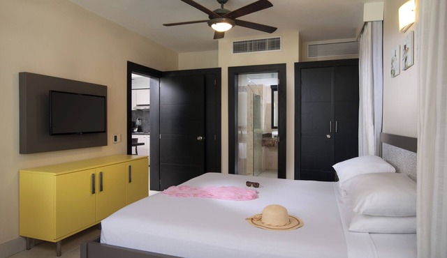 Presidential suite 2 bedrooms and pool view in Lifestyle Cabarete