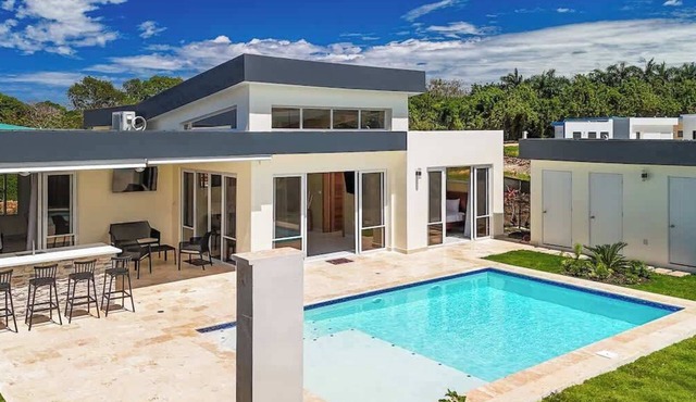 Private Tropical Retreat Pool Villa in Sosúa