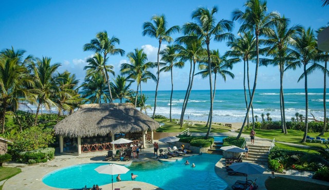 Rare Oceanfront Penthouse for Comfortable Coastal Living