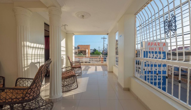 Room-single Room Near SDQ Airport 300 M