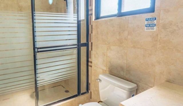 Spacious 7-bedroom villa, near Santa Fe in Sosúa