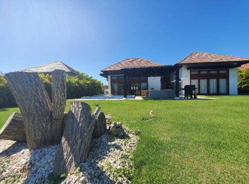 Spectacular Tropical 2 BDR Villa w/private pool & BBQ in Punta Cana