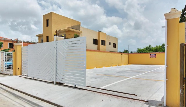 Tropical Comfort Suites - Close to San Isidro in La Viva