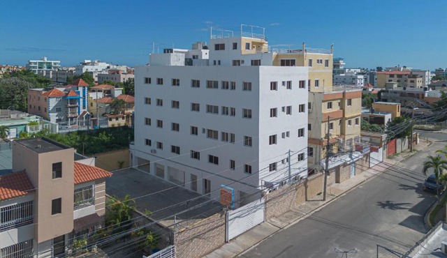 Tropical Residence & Suites - Santo Domingo Este in La Viva
