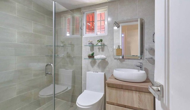 Tu Casita SyL a Spacious 4-bedroom apartment in gorgeous Santo Domingo with AC. in Santo Domingo