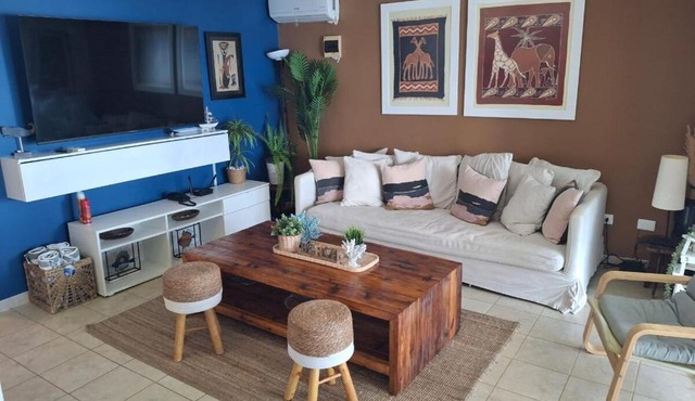 Upgrade A Primera Linea De Playa Con Hwrmosas Áreas Sociales Frente Al Mar-Piscina-Jacuzzi-BBQ-Gazebo-Parqueo-Wifi-Netflix-Control De Acceso Y Seguridad Las 24Horas-Al Lado De Hoteles-Restaurantes-Minimarkets-Tiendas Y Comercios in La Puntica de Juan Dolio