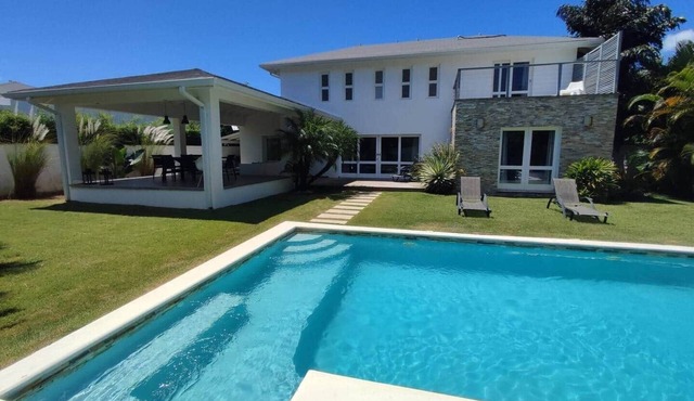 Villa Mat, close to the beaches and the village