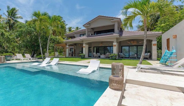 Villa Verano, Familiar, Playa, Veragua DR in La Lometa