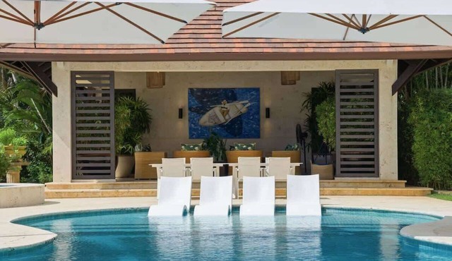 Vista Alegre — Spacious Elegance Redefined in La Romana