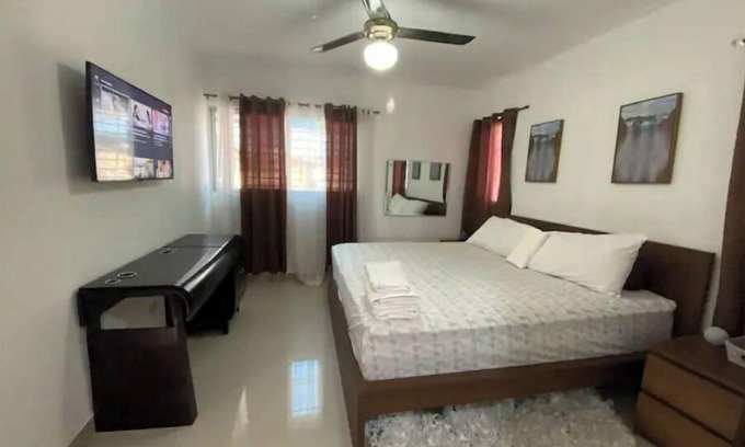 Cerro Alto Apartment | Apartamento cerca del monumento