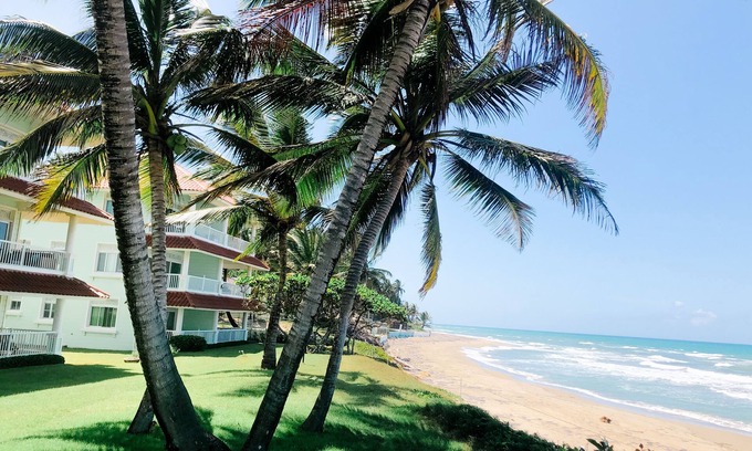 Cabarete Condo | Beautiful BEACHFRONT condo, close to all the shops/restaurants.