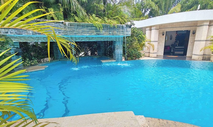 Villas Ana Maria Villa | Sosua 21 to 23 BR Hollywood Style Mansions +Bonus
