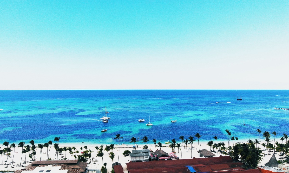 Playa Bibijagua Apartment | Beautiful Apartment just steps from the Beach