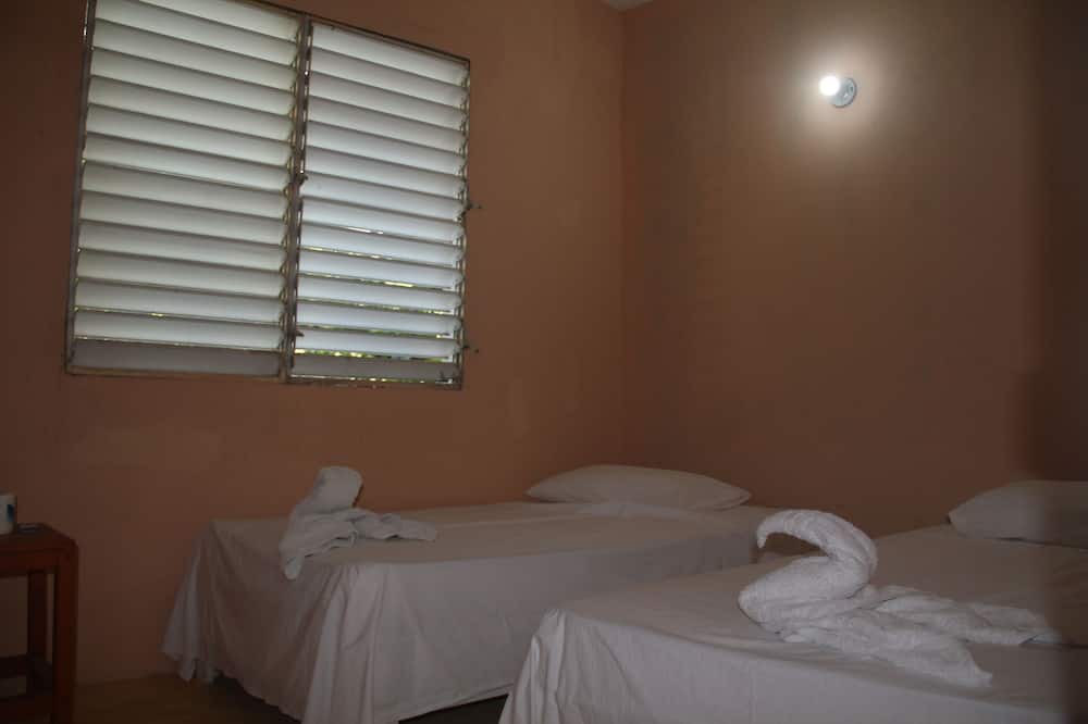 La Ceiba Hostel | Luiggi Hostel
