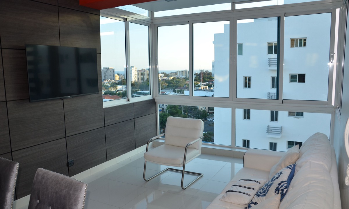 Sarasota Apartment | Amazing Minimalist Apartment With Sea View