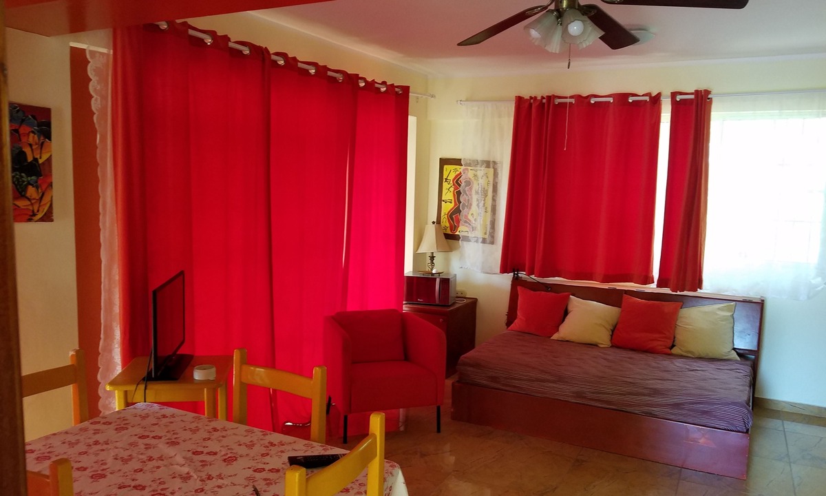 Boca Chica Hotel | Las Palmeras I Mamajo & Riki