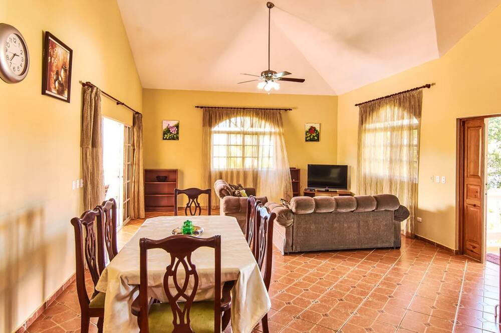 Urbanizacion Tavarez Villa | Villas in Hispaniola Residencial