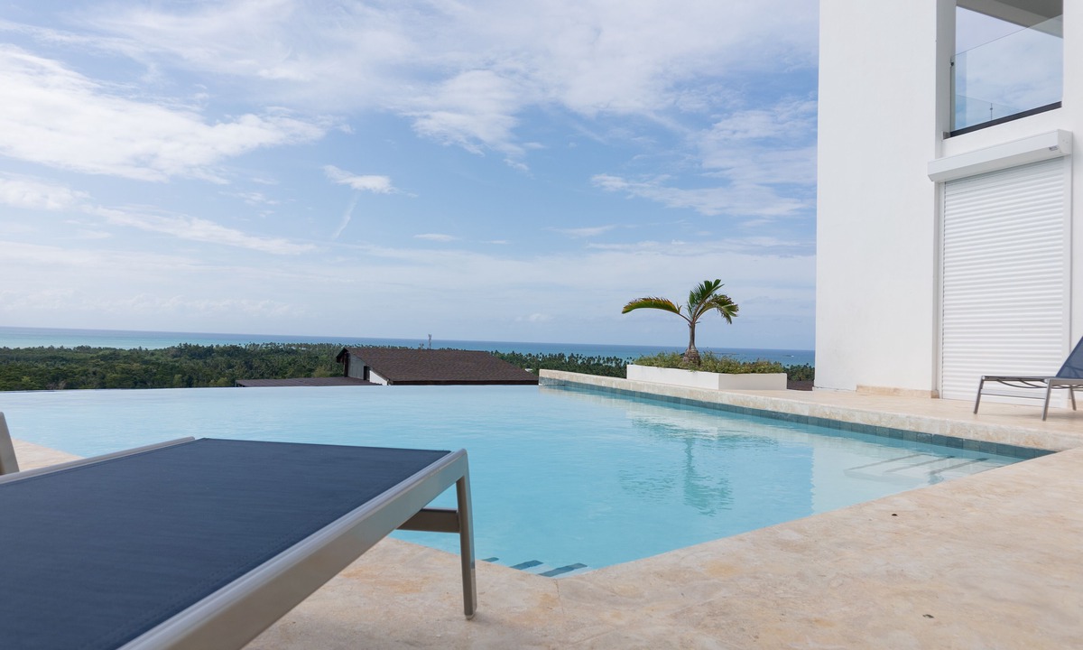 La Ceiba Apartment | 2 BR Ocean View apt at Playa Bonita Just 2 Minutes Away From the Beach
