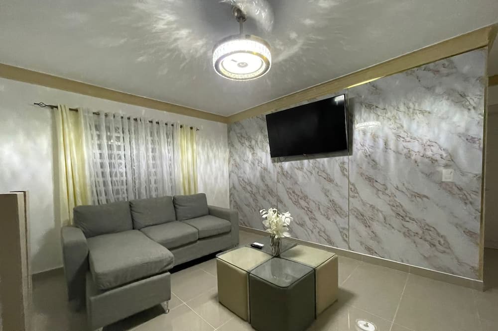 San Francisco de Macoris Apartment | Lujoso apartamento con jacuzzi privado