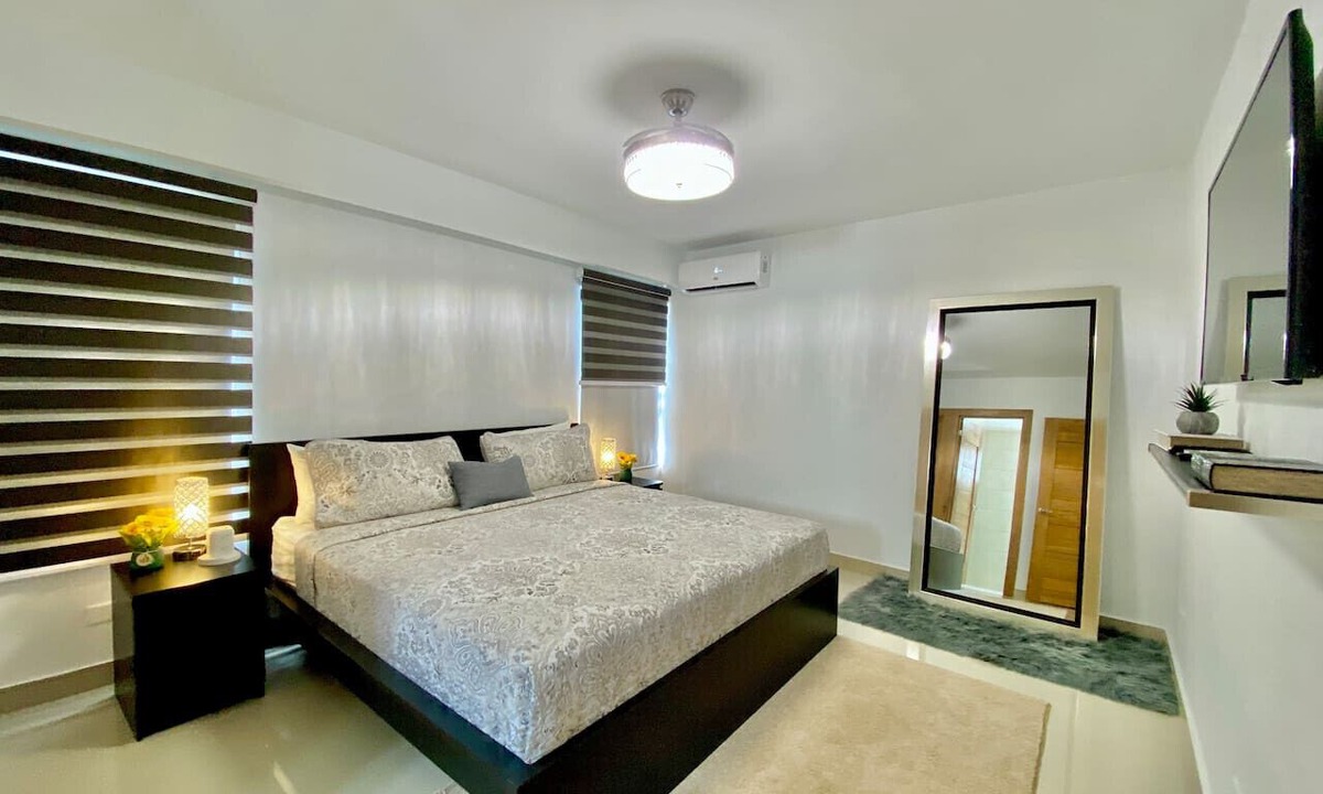 Santo Domingo Condo | Spacious 3 Bdrm Condo, 2nd Floor Family Area, Full AC, King Bed, Wi-Fi