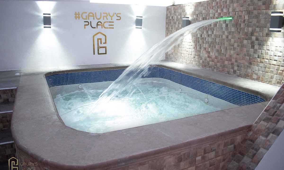 12 de Haina Apartment | Exclusive 3 Bdrm apartment with private terraza/jacuzzi, BBQ, WIFI