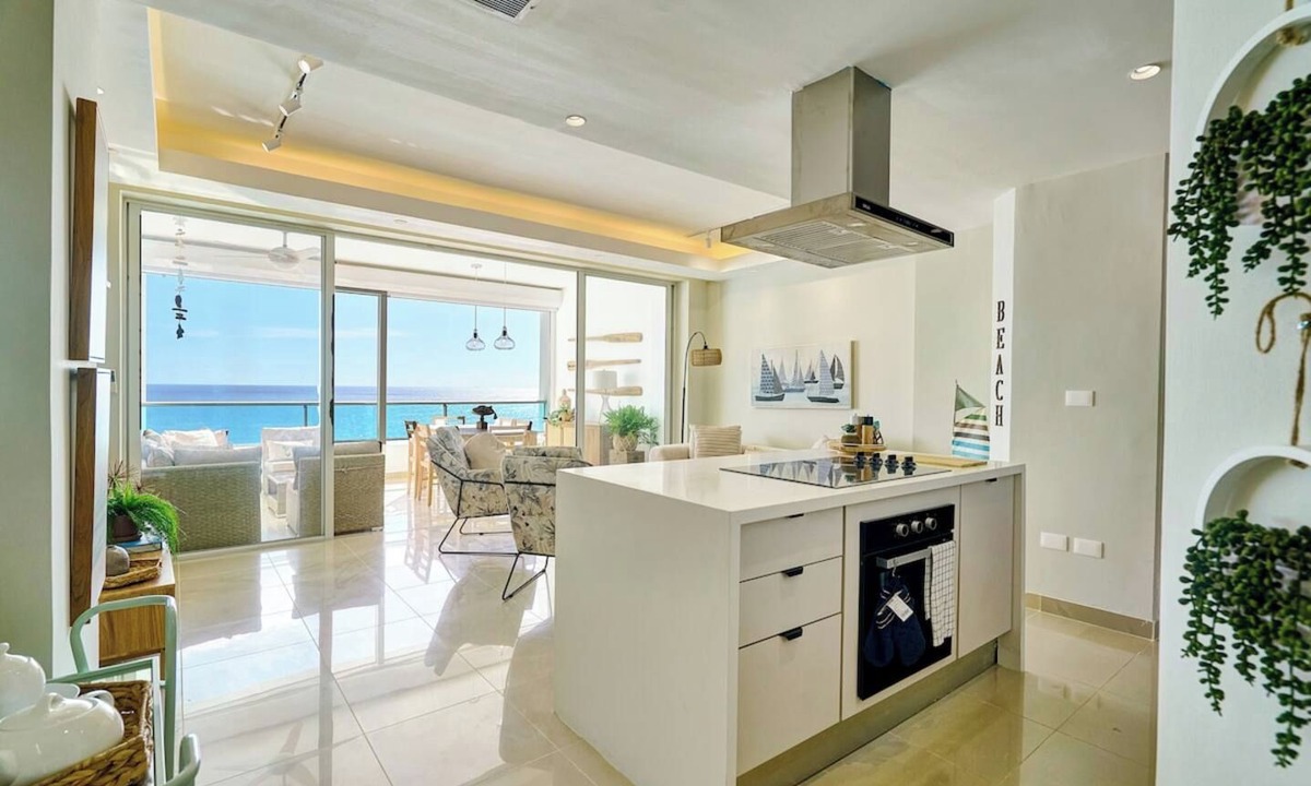 Villas Del Mar Apartment | ®{Marbella~LUX~Essence} Beachfront+Pool+11thFloor