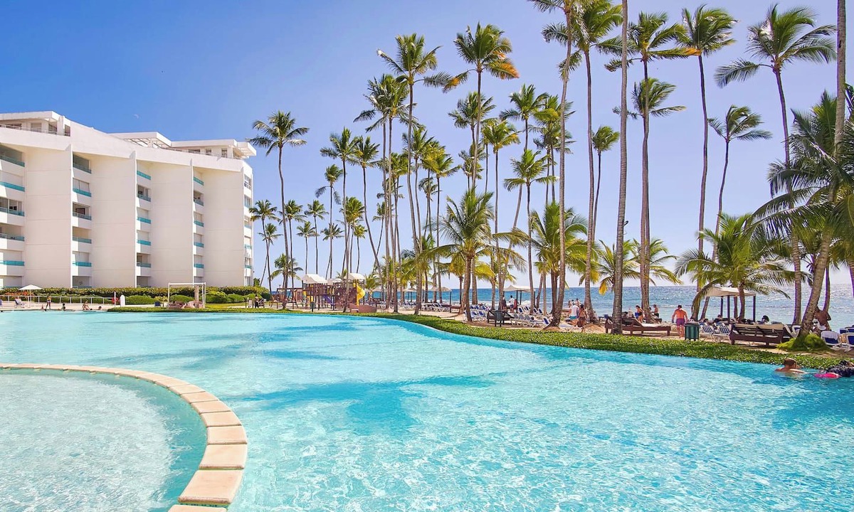 Villas Del Mar Apartment | ®{Marbella~LUX~Sunsets} Beachfront+Pool+Families