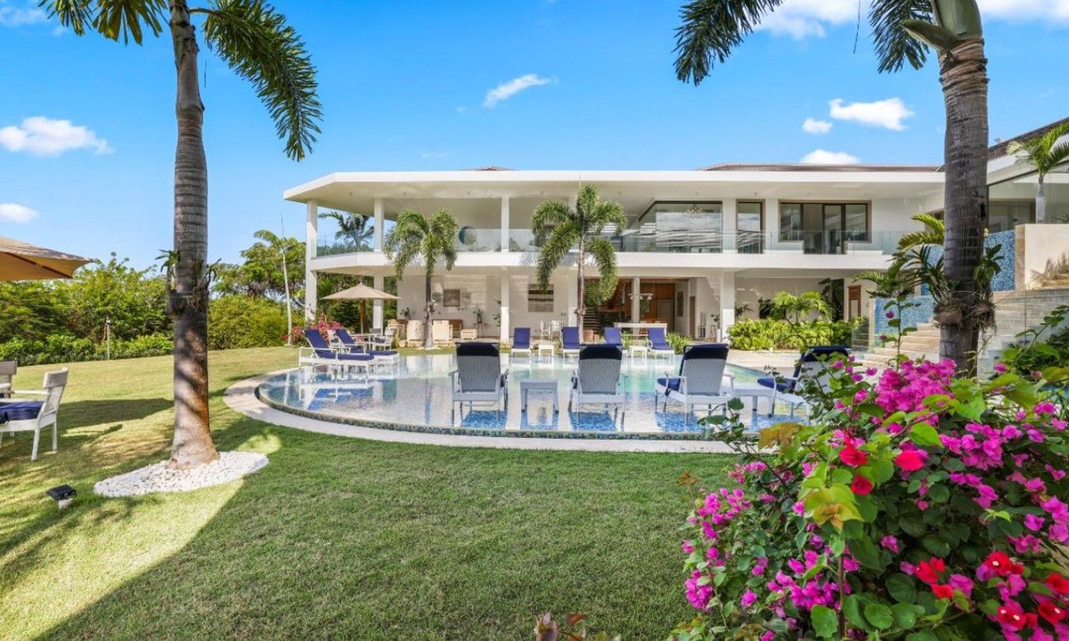 Casa de Campo Villa | Catalina 6: Luxury retreat w/pool, cinema, pickleball & staff