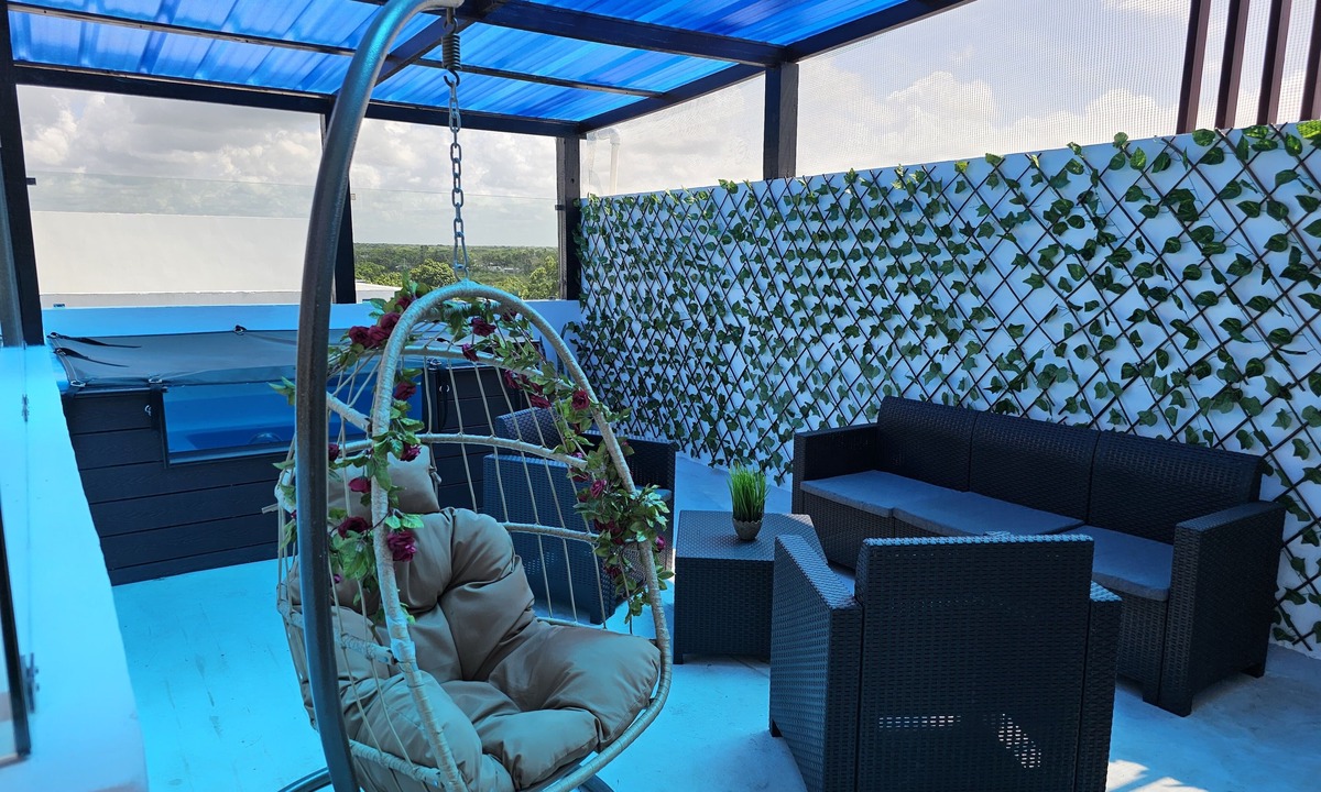 La Caleta Apartment | 3-bedroom apartment in brilliant Santo Domingo with AC, fitness room, WiFi, Pool