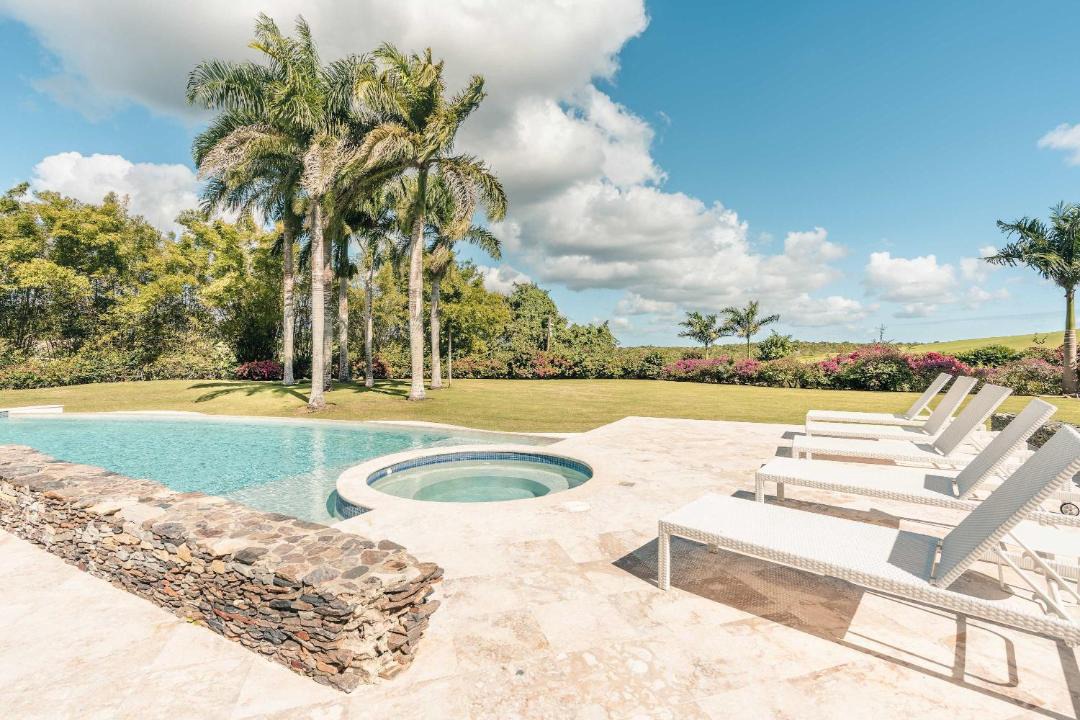 Los Altos Apartment | Magical apartment with garden view in Casa de Campo