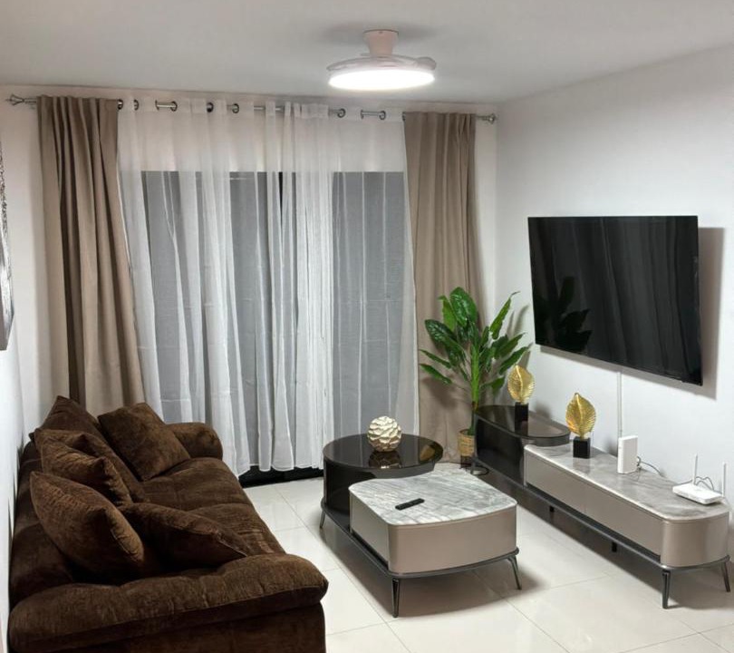 La Caleta Apartment | Luxurious 3 bedroom apartment in DR with AC and hot water
