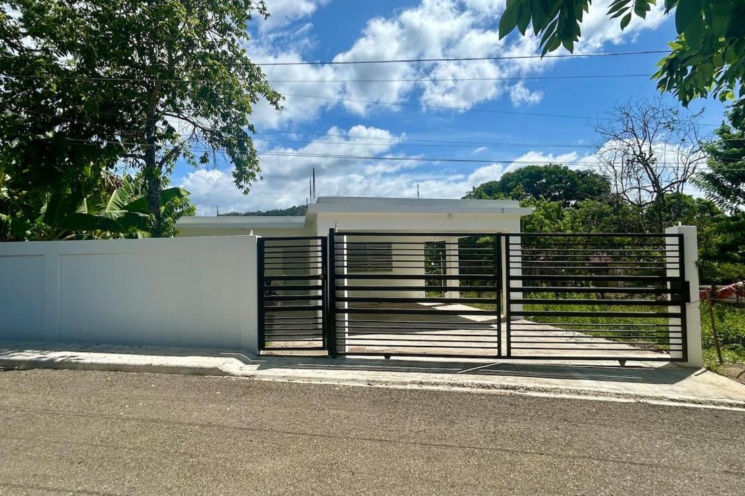 Imbert House | Casa Serena Saballo Accommodation, Puerto Plata