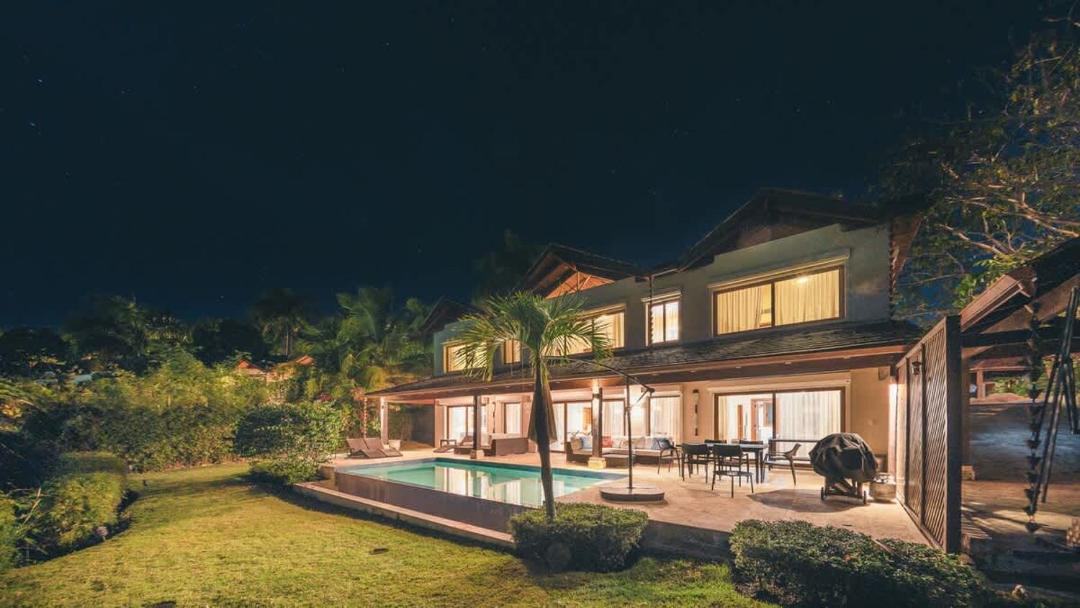 Sanchez Villa | Puerto Bahia Villa Pool BBQ & Amazing views