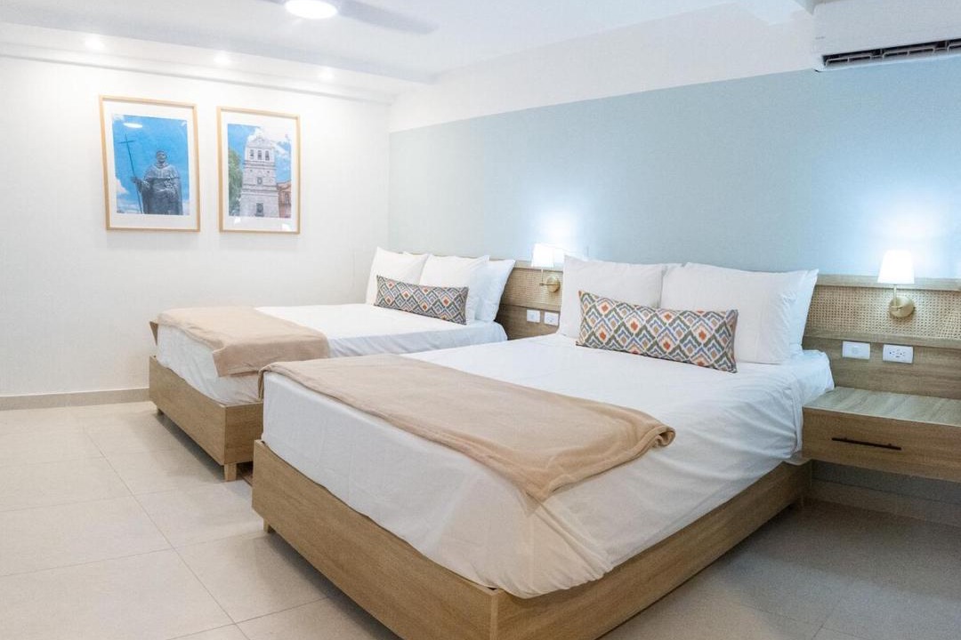 San Anton Apartment | Colonial studio with 2 Beds - Patio Español